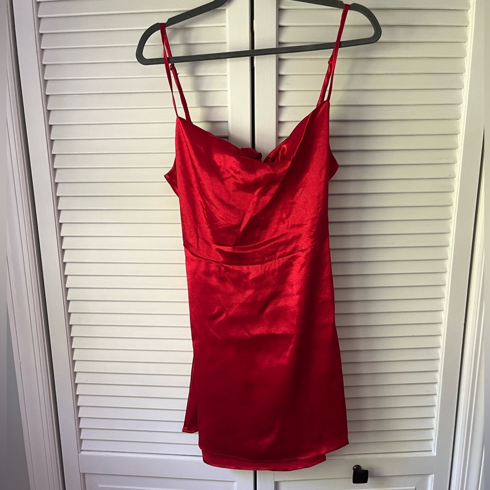 Red dress with open back and tie